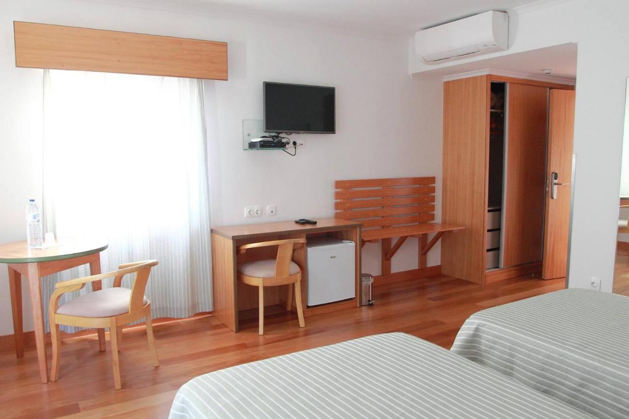 Hotel Comodoro Corvo Luaran gambar