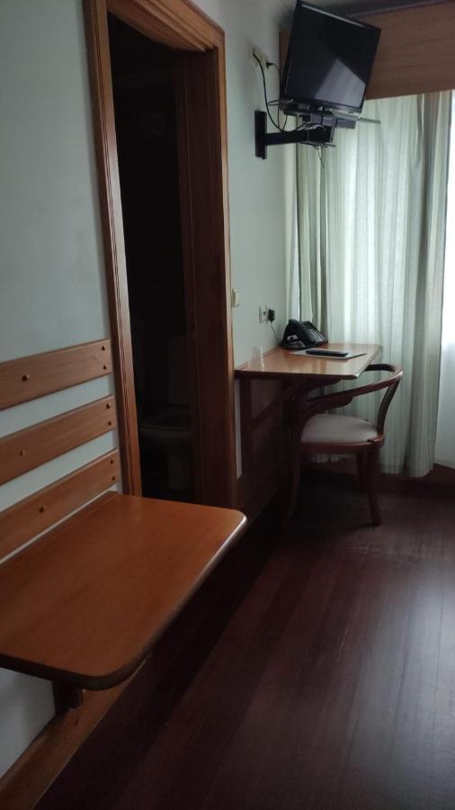 Hotel Comodoro Corvo Luaran gambar