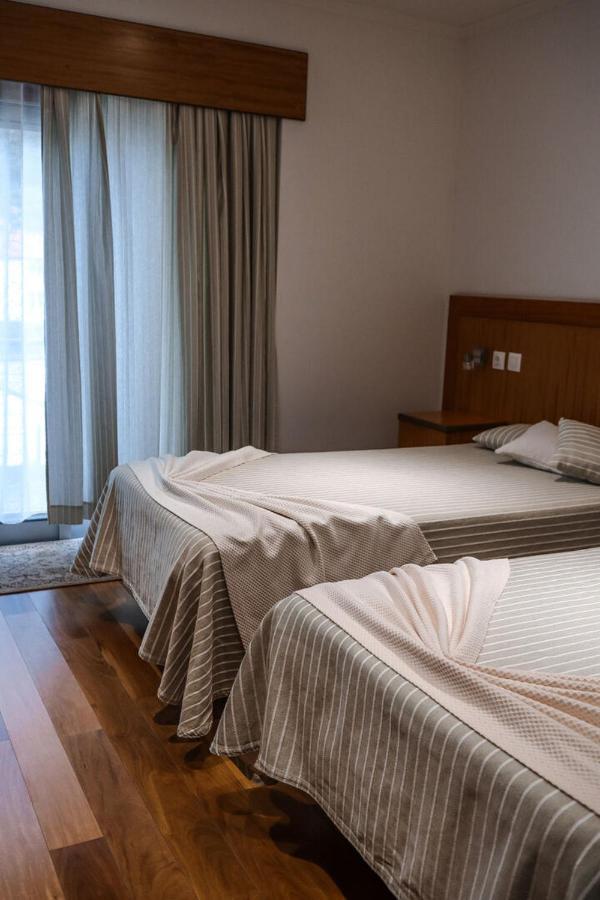 Hotel Comodoro Corvo Luaran gambar